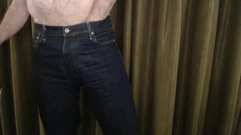 Snapshot of brit_dadbod chatting on 01-27-25, 09:44 brit_dadbod online show from 01-27-25, 09:44