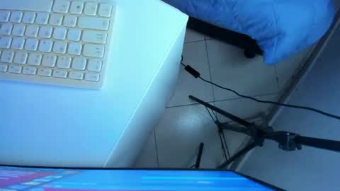 Snapshot of britanny_jones1 chatting on 04-21-26, 12:00 B R I T A N N Y online show from 04-21-26, 12:00