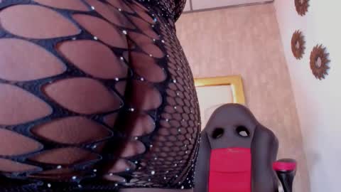 Britany jhonson online show from 10-23-25, 10:19