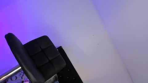 Snapshot of britannyxhorny chatting on 02-25-25, 01:39 britannyxhorny online show from 02-25-25, 01:39