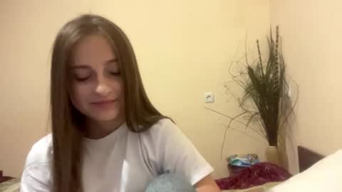 Snapshot of britanysuther chatting on 07-07-26, 05:17 Ciri online show from 07-07-26, 05:17