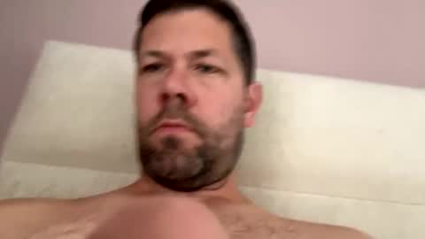 Snapshot of britguy6985 chatting on 06-11-26, 03:54 britguy6985 online show from 06-11-26, 03:54