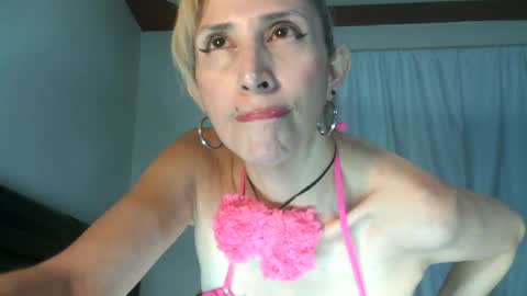 Snapshot of brithany_hunt chatting on 06-13-26, 07:34 brithany hunt online show from 06-13-26, 07:34