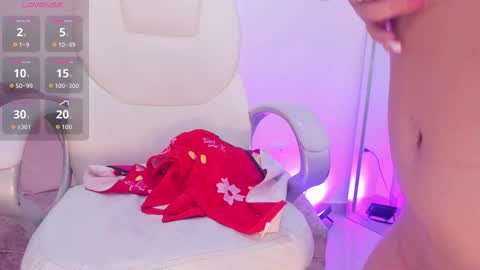 Snapshot of brithx_ chatting on 10-03-25, 09:23 Brith online show from 10-03-25, 09:23