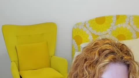 Snapshot of britishmilfpenelope chatting on 06-22-26, 05:26 Penelope online show from 06-22-26, 05:26