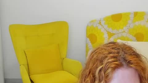 Snapshot of britishmilfpenelope chatting on 07-14-26, 12:55 Penelope online show from 07-14-26, 12:55
