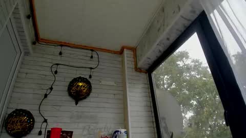 Snapshot of britney_charm chatting on 09-12-25, 06:13 britney_charm online show from 09-12-25, 06:13