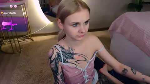 Britney online show from 02-20-25, 08:58