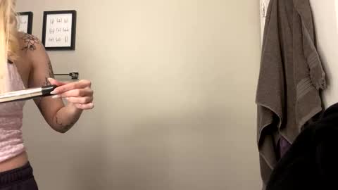 britneycherry08 online show from 04-25-26, 08:06