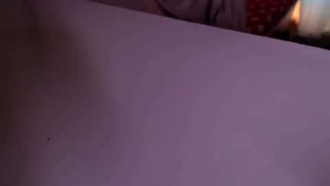 Snapshot of britneydivine chatting on 04-22-26, 05:21 Britney online show from 04-22-26, 05:21