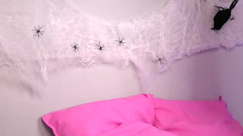 britneyhudson online show from 10-31-25, 05:19