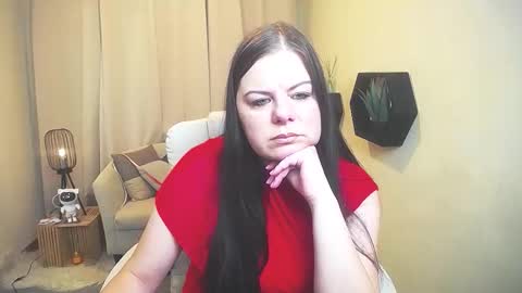 Snapshot of britneyraine chatting on 03-15-26, 07:03 britneyraine online show from 03-15-26, 07:03