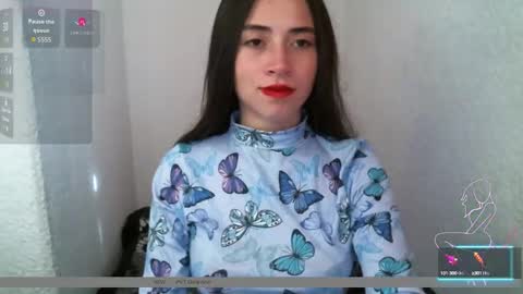 Snapshot of brittanymilan156 chatting on 09-12-25, 12:16 BRITTANY online show from 09-12-25, 12:16