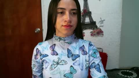 Snapshot of brittanymilan156 chatting on 09-29-25, 12:21 BRITTANY online show from 09-29-25, 12:21