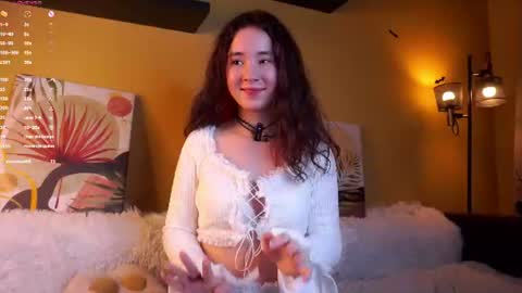 Snapshot of britthe chatting on 06-13-26, 03:21 Lina online show from 06-13-26, 03:21