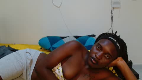 broken_haloo online show from 03-25-26, 02:06