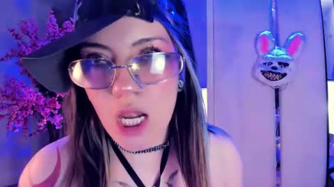     online show from 07-19-26, 02:43