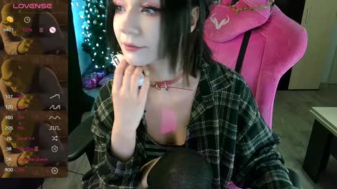 Snapshot of broodmommyy3 chatting on 12-19-24, 11:57 Martha online show from 12-19-24, 11:57
