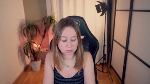 Snapshot of brooke_evans_ chatting on 01-18-25, 12:02 Brooke online show from 01-18-25, 12:02
