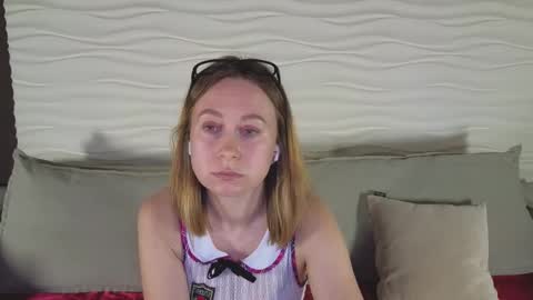 Snapshot of brooke_evans_ chatting on 03-03-25, 12:04 Brooke online show from 03-03-25, 12:04