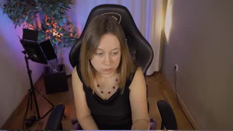 Snapshot of brooke_evans_ chatting on 03-08-25, 08:46 Brooke online show from 03-08-25, 08:46