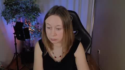 Snapshot of brooke_evans_ chatting on 03-08-25, 11:49 Brooke online show from 03-08-25, 11:49