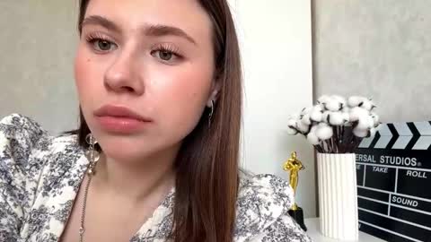 Snapshot of brookejulca chatting on 03-10-26, 09:36 Kate online show from 03-10-26, 09:36