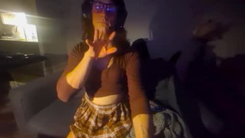 Snapshot of brookiebabyyyx3 chatting on 03-03-25, 08:27 brooke online show from 03-03-25, 08:27