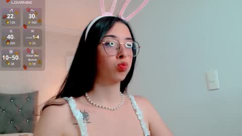 Snapshot of brooklove_doll chatting on 10-15-25, 07:36 Brook Loves online show from 10-15-25, 07:36