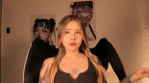 Snapshot of brooklyn_baby_ chatting on 03-11-26, 05:02 Nat Independent model Please help me to reach 200 thumbs up online show from 03-11-26, 05:02