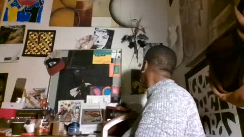 Snapshot of brooklyninfinity chatting on 09-15-25, 12:10 brooklyninfinity online show from 09-15-25, 12:10