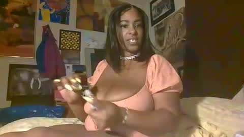 Snapshot of brooklyninfinity chatting on 10-25-25, 01:24 brooklyninfinity online show from 10-25-25, 01:24