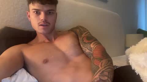 Snapshot of brooklyntay chatting on 02-12-26, 09:54 BrooklynTay online show from 02-12-26, 09:54