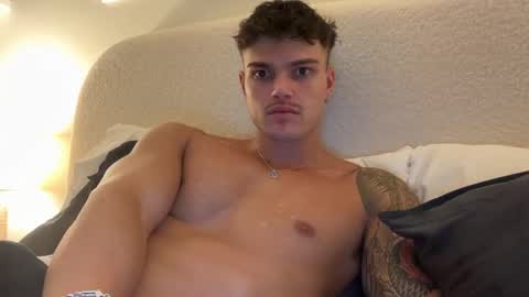 Snapshot of brooklyntay chatting on 02-13-26, 10:00 BrooklynTay online show from 02-13-26, 10:00