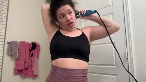 Snapshot of brownishboo chatting on 07-20-26, 02:15 brownishboo online show from 07-20-26, 02:15