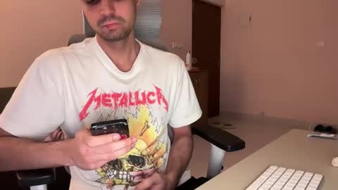 Snapshot of brownmeverick chatting on 02-08-26, 06:55 brownmeverick online show from 02-08-26, 06:55