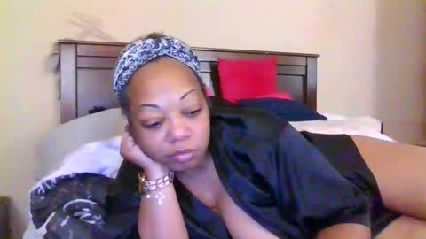 brownroundrenee online show from 04-06-26, 09:54