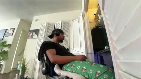 Brownskinshortyy online show from 04-06-26, 03:46