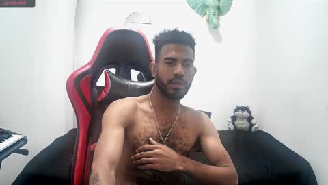 bruce_1111 online show from 11-20-25, 04:01