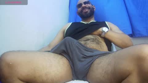 Snapshot of bruce_bigg chatting on 05-05-26, 10:18 Bruce online show from 05-05-26, 10:18