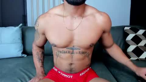 Snapshot of bruce_roldan chatting on 07-31-26, 12:43 bruce roldan online show from 07-31-26, 12:43