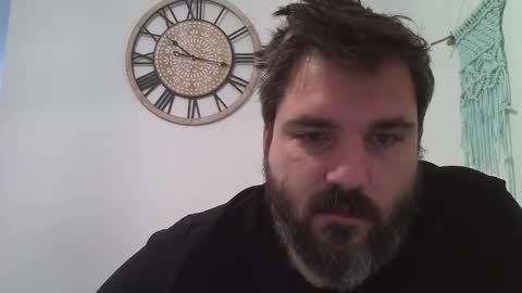 Snapshot of bruce_wayne34 chatting on 11-17-25, 09:15 Bruce Wayne online show from 11-17-25, 09:15