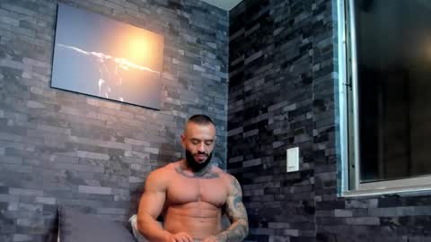 Snapshot of brucedallas chatting on 10-12-25, 12:31 brucedallas online show from 10-12-25, 12:31