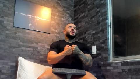 Snapshot of brucedallas chatting on 12-02-25, 12:05 brucedallas online show from 12-02-25, 12:05