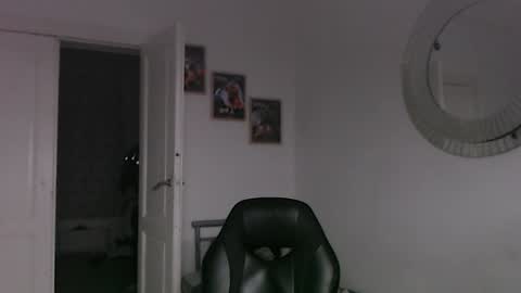 Bruce online show from 01-23-25, 05:13