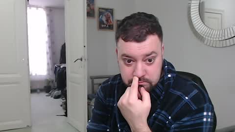 Bruce online show from 02-04-25, 01:48