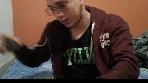 Snapshot of brucew37 chatting on 01-19-26, 02:37 brucew37 online show from 01-19-26, 02:37