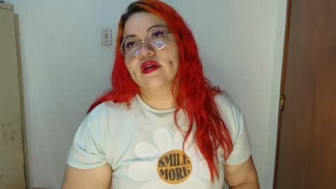 Snapshot of bruja__scarlata chatting on 05-28-26, 06:27 i am danny online show from 05-28-26, 06:27