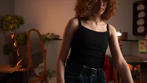Snapshot of brunaeveritt chatting on 04-22-26, 02:07 Tess online show from 04-22-26, 02:07