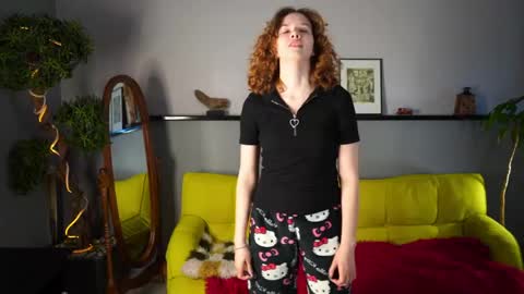 Snapshot of brunaeveritt chatting on 05-11-26, 01:50 Tess online show from 05-11-26, 01:50
